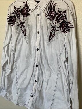 Roar Tribal Men's XL White & Black Collared Button-Up Long Sleeve Embroidered